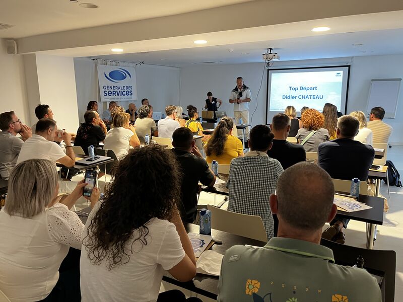 Début de la 8ème convention